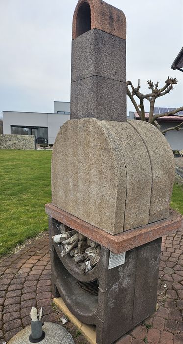 Grill betonowy ogrodowy