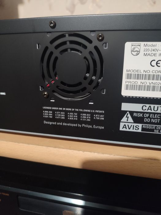 Сиди рекордер philips СDR800.