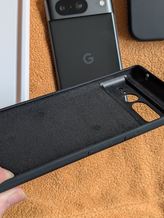 Продам Новий чохол silicone silk на Google Pixel.