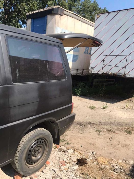 Капот Фольксваген Т-4  б/у