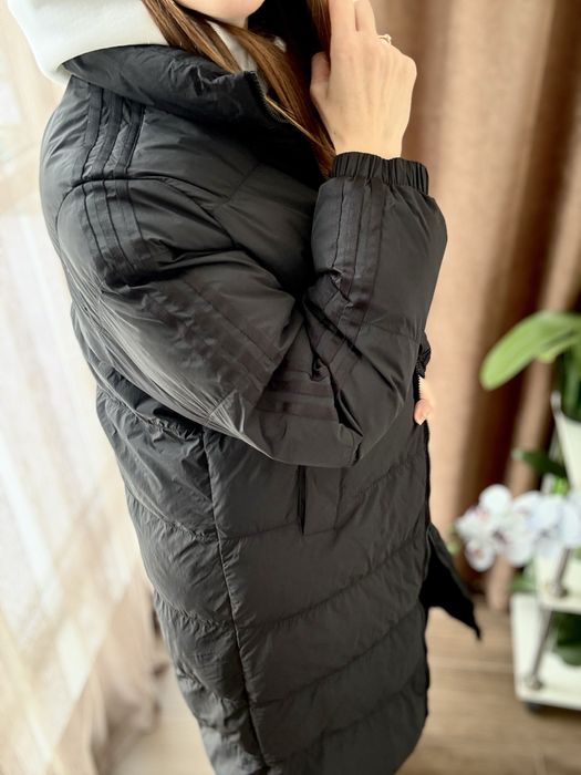 Пальто куртка жіночке Adidas