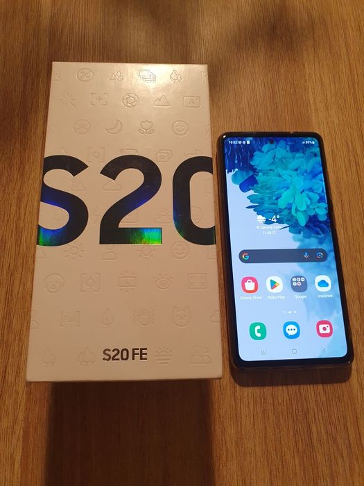 Samsung S20 FE granatowy