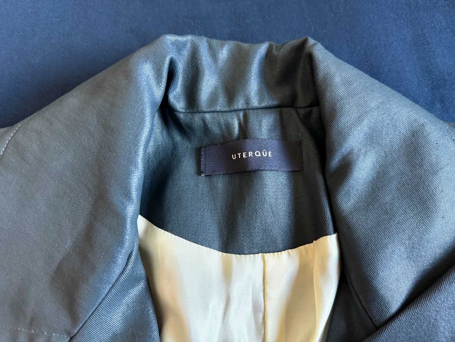 Gabardine verde Uterqüe