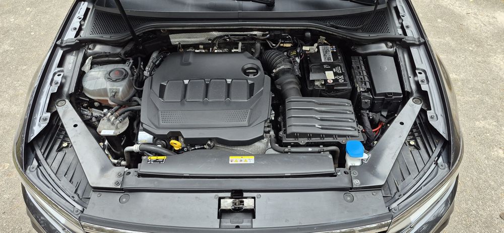 Продам Volkswagen Passat 2020р 2.0TDI в рідній фарбі та пробігом 207т.
