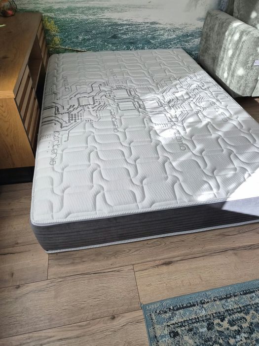 Nowy materac 140/200