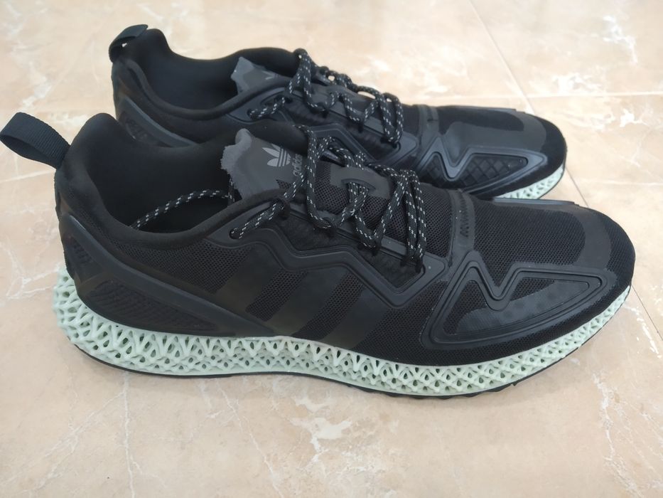 Adidas Originals ZX 2K 4D.