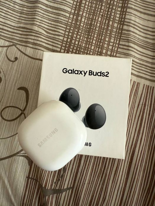 Samsung Galaxy Buds2 — оригинальные беспроводные наушники