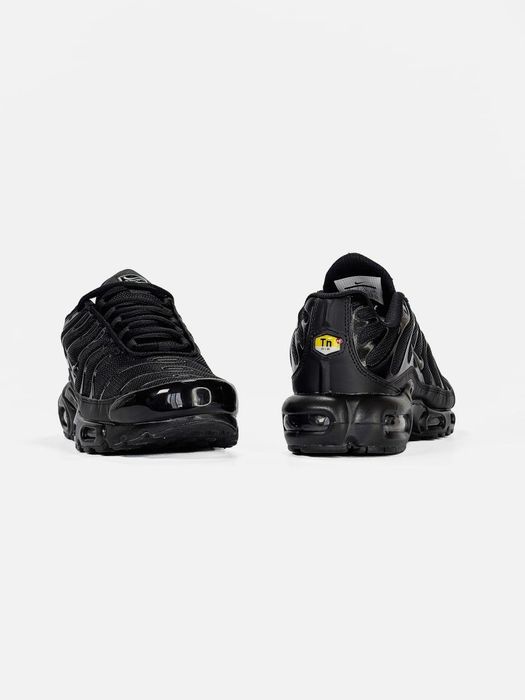 Кроссовки Nike Air Max Plus Triple Black 604133-050 М-527