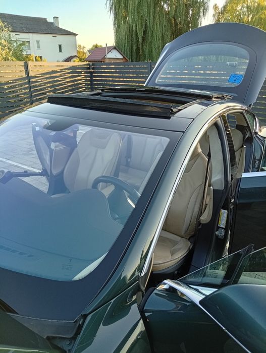 Продам Авто Tesla Model s