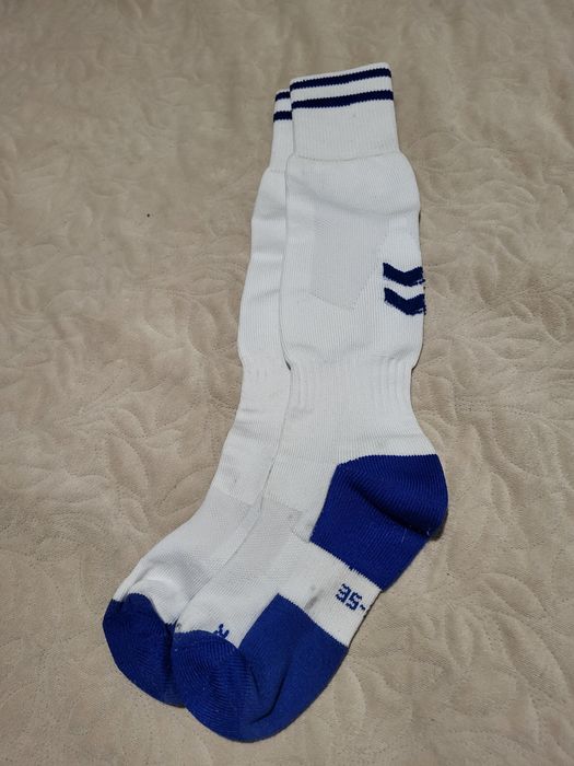 Okazja! Skarpetki podkolanówki do gry w piłkę nożną