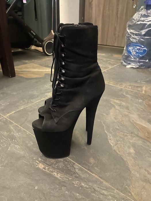 Стріпи Killena - танцювальне взуття для екзотік та pol dance