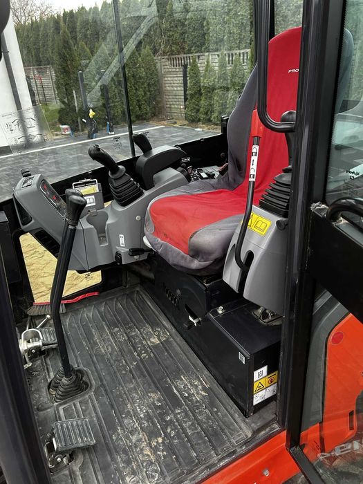 Minikoparka Kubota KX19-04