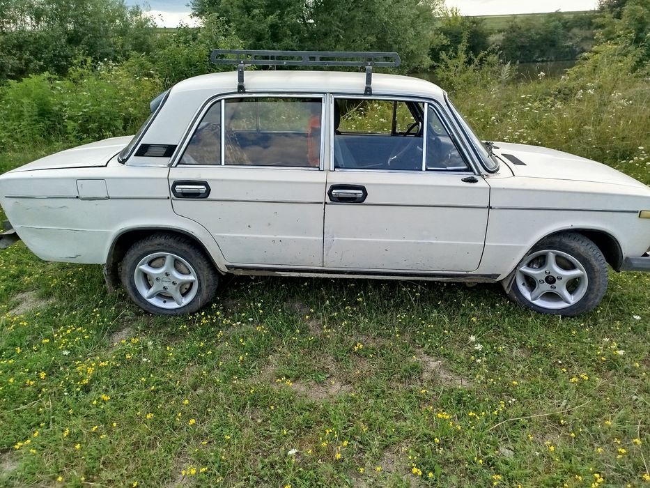 Продам жигуля 2106 також цікавить обмін стоїть троєчний мотор ходова в