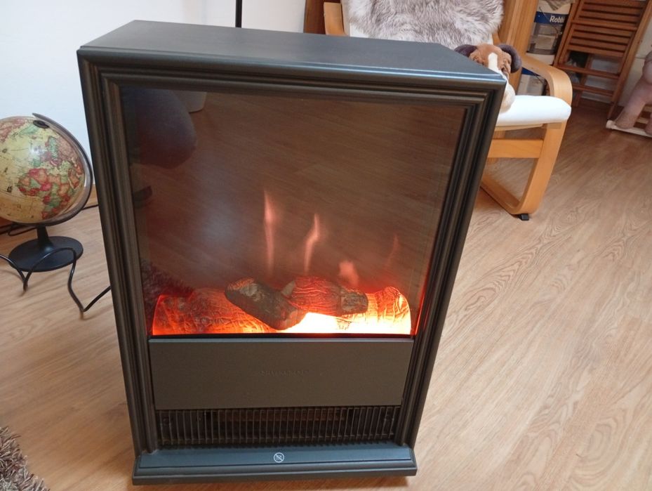 Lareira Elétrica Efeito Fogo