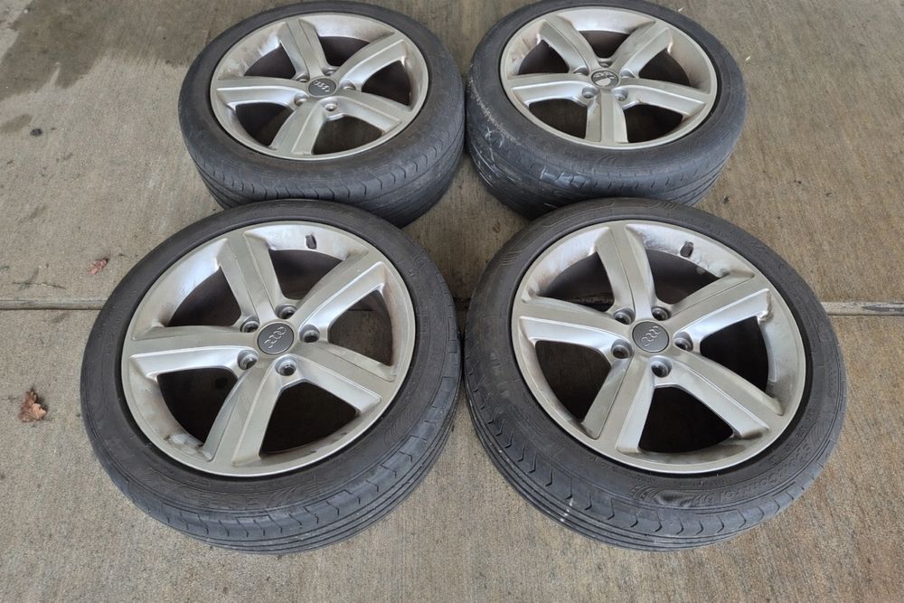Piekny komplet kół w idealnym stanie Audi