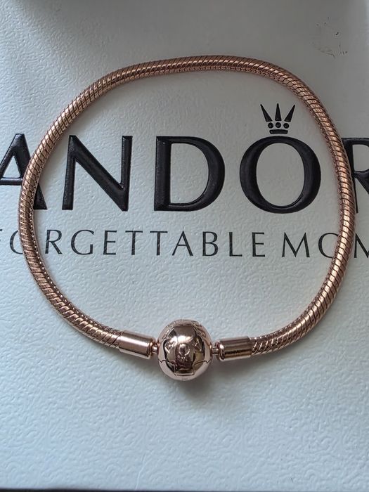 Pandora Moments bransoletka rose gold Old money 20cm