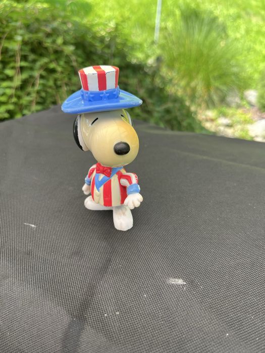 Sprzedam figurkę Snoopy