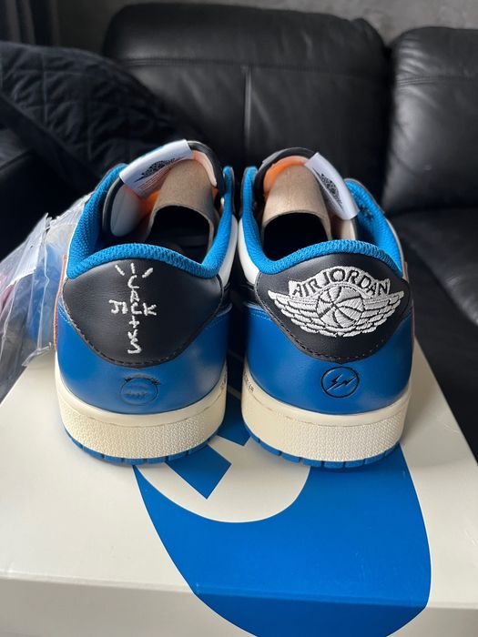 Air Jordan 1 low