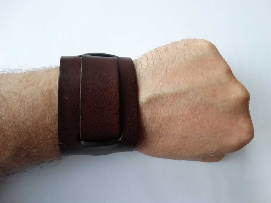 Skórzana bransoletka opaska na nadgarstek retro punk vintage męska