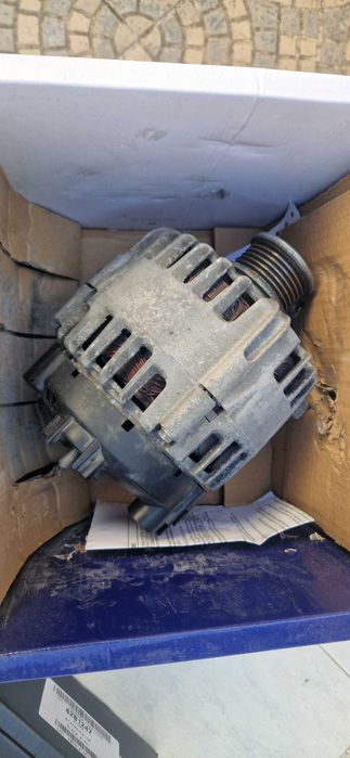 Alternador Audi A4 B8