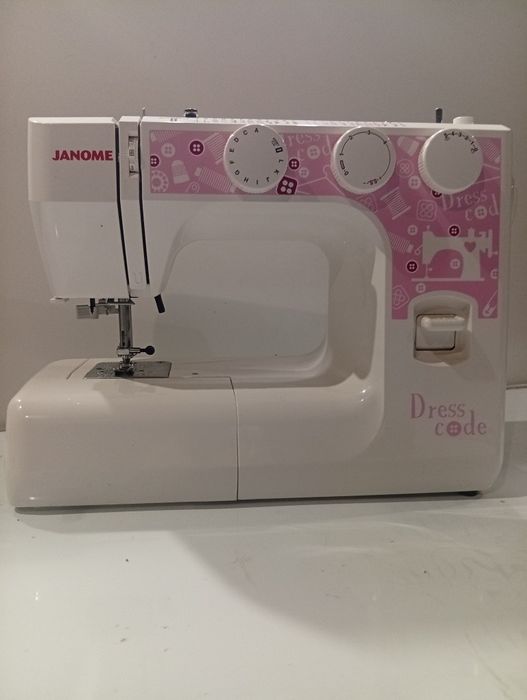 Швейна машина Janome Dress Code