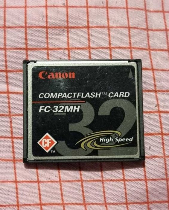 Карта пам'яті canon compact flash
