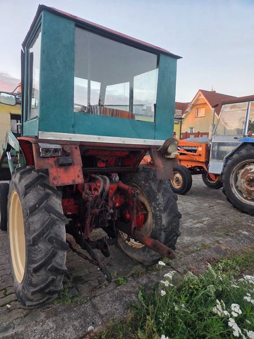 Ciągnik  T25A z turem