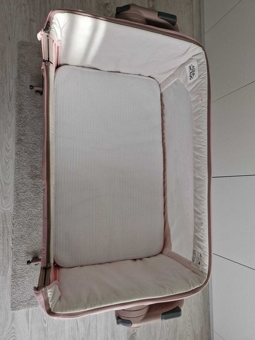 Chicco Next2Me versão Magic (Cor-de-rosa)