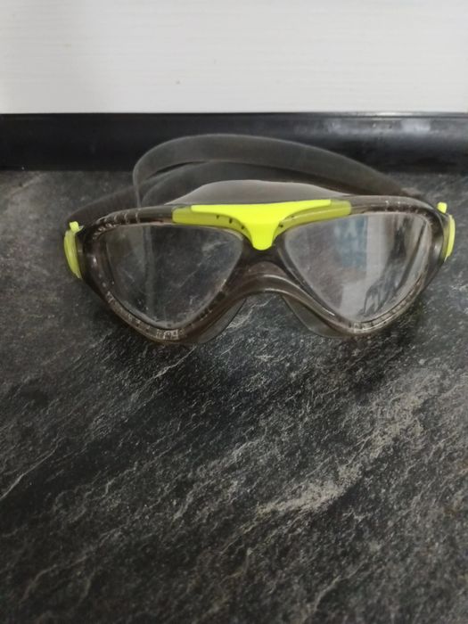 Окуляри для бассейна