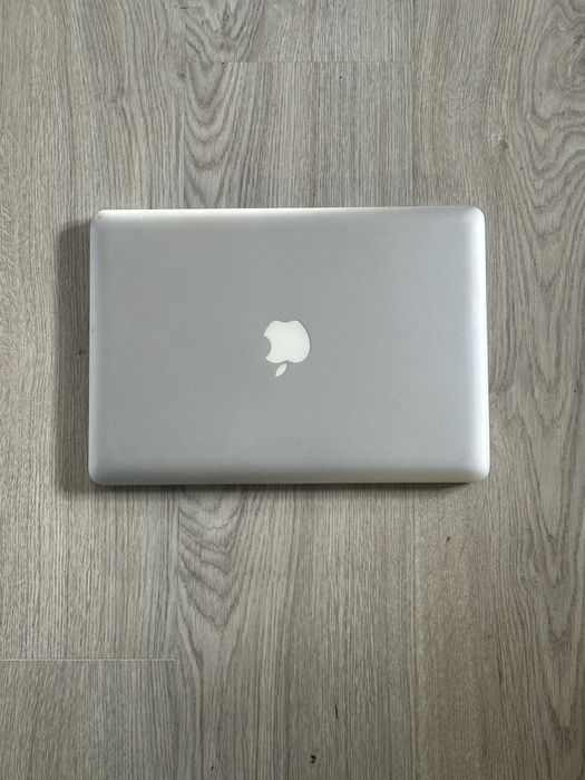 MacBook Pro 13.3” i7  750GB (avaria)