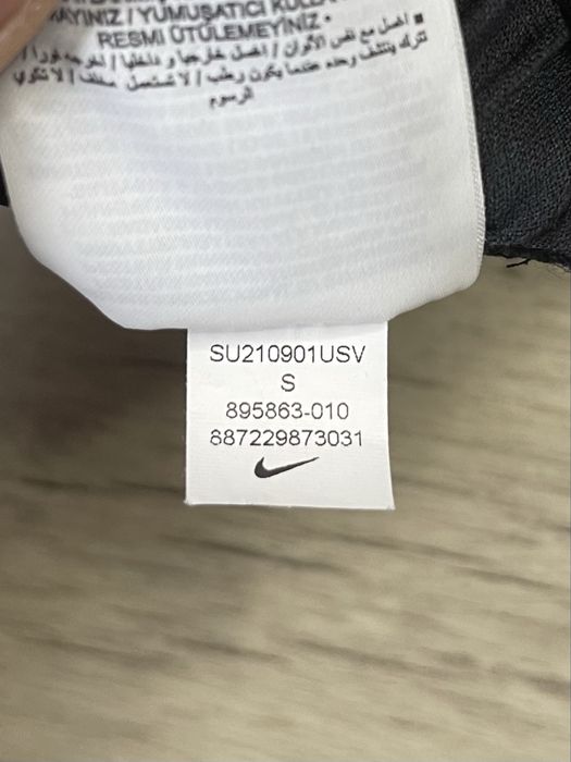 Nike dri-fit шорты S размер женские беговые черные