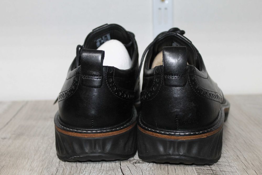 Оригінальні шкіряні туфлі Ecco st.1 Hybrid Lite 41 розмір