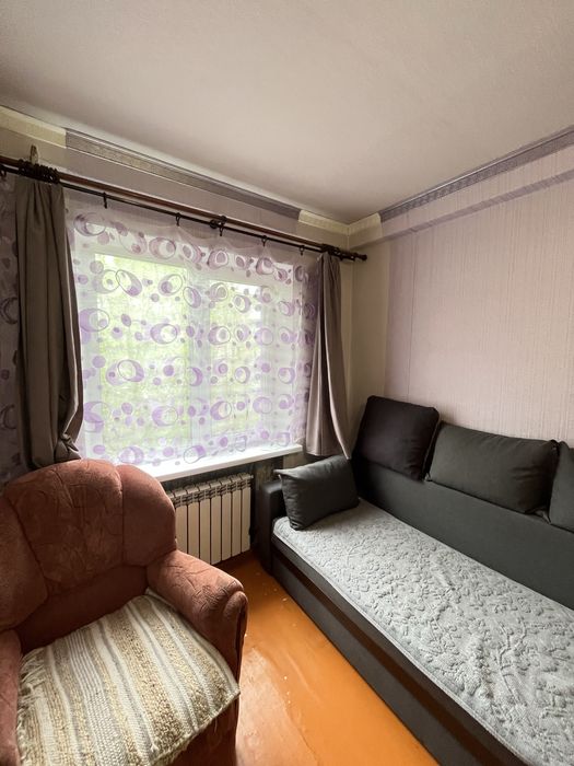 Продається 2к квартира (Кима)7 школаЧеремушки(СЕРТИФІКАТ)15хв до вокза