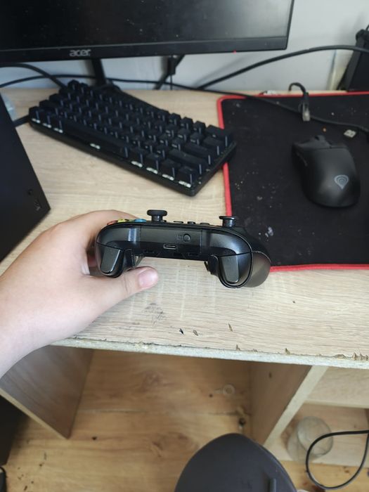 Xbox series X.  .