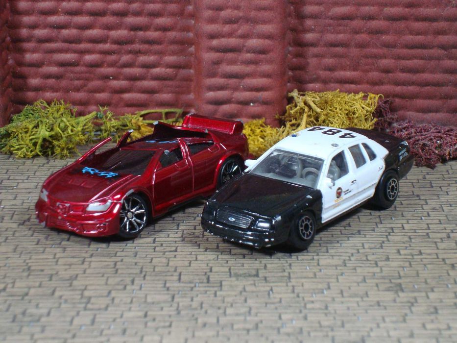 Motor Max & Welly - Lote 2 carros para peças ou restauro