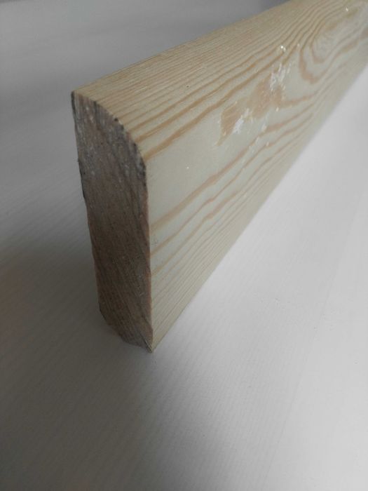 Listwy drewniane wykończeniowe -kątowniki drewniane