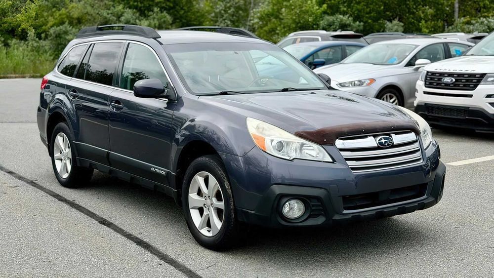 Subaru Outback 2.5i Limited      2013