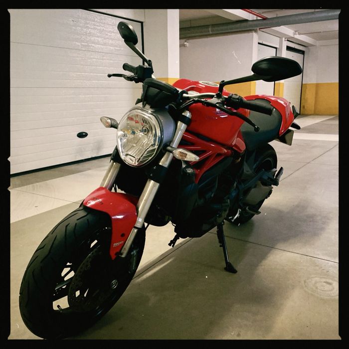 Ducati Monster 821
