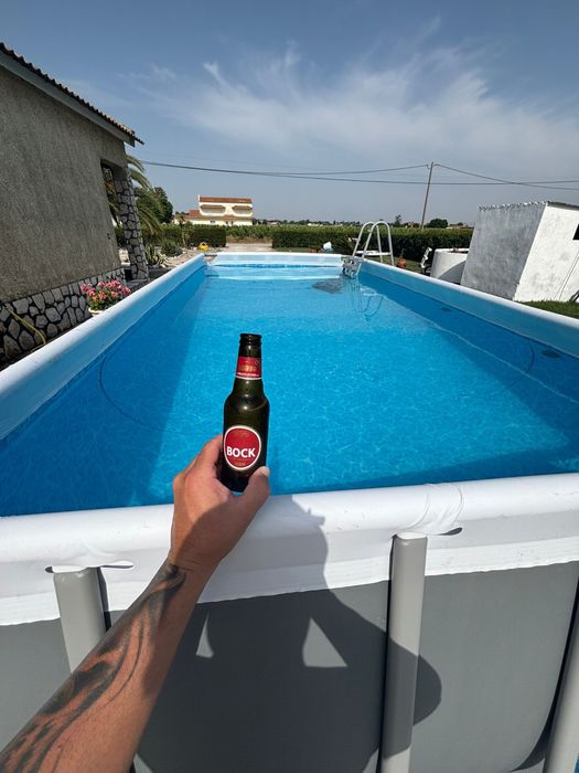 Piscina semi nova