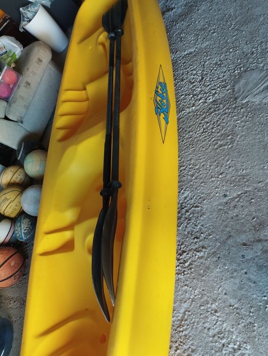 Canoa 3 lugares , com coletes