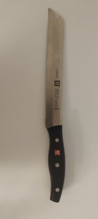 Нож ZWILLING 180 .200 mm