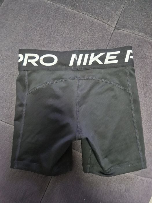 Spodenki Nike pro