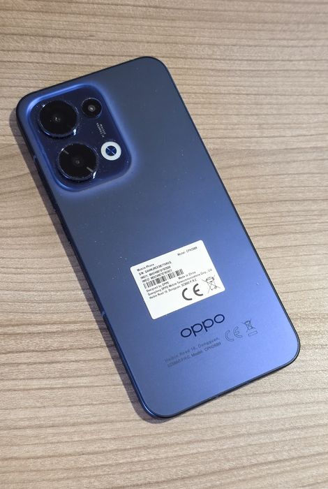 Oppo Reno 13 256 GB (5 meses de uso - sem danos)
