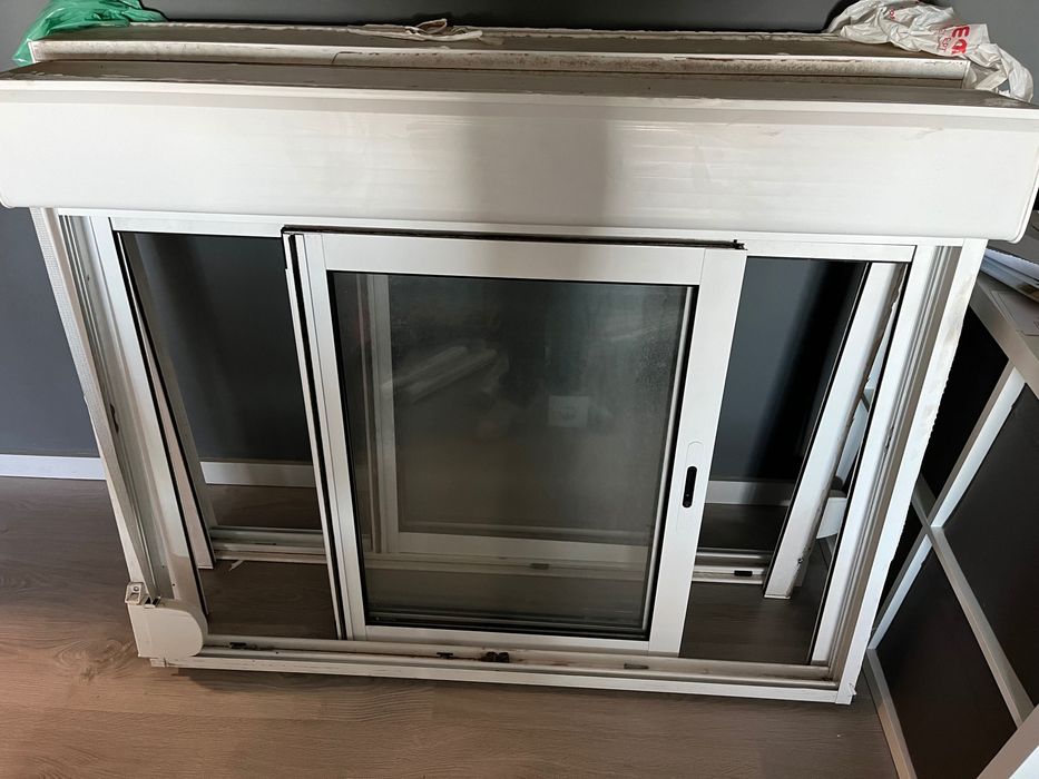 Janelas Alumínio C/Estores