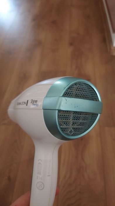 Suszarka remington shine therapy