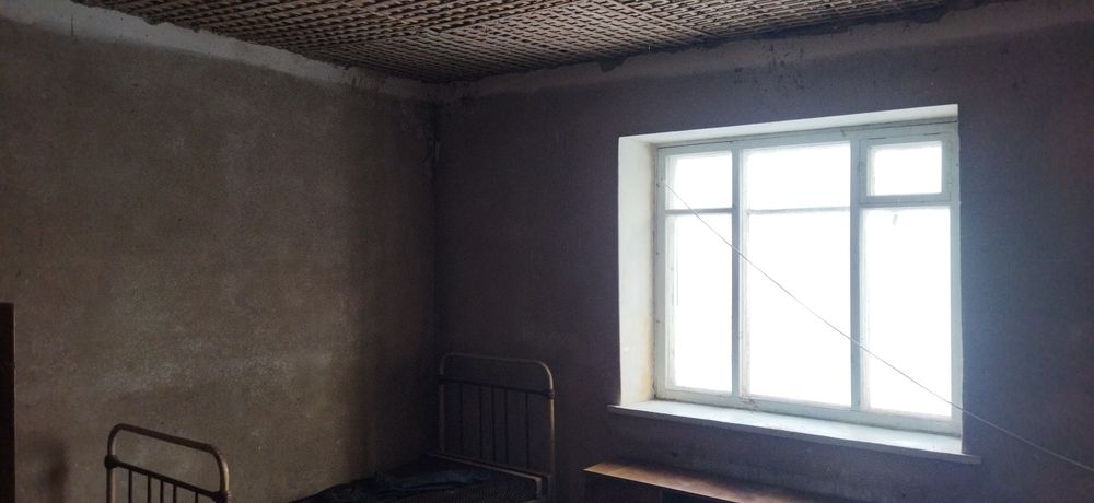 Продам дом в с.Привольном Никопольского района, в безопасном месте