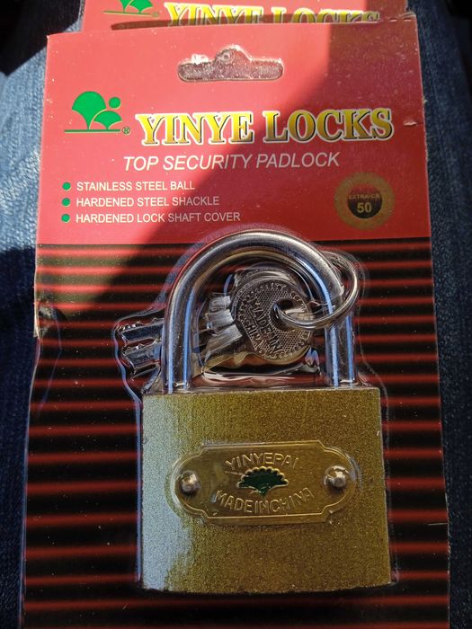 Cadeados por apenas 2.25€.