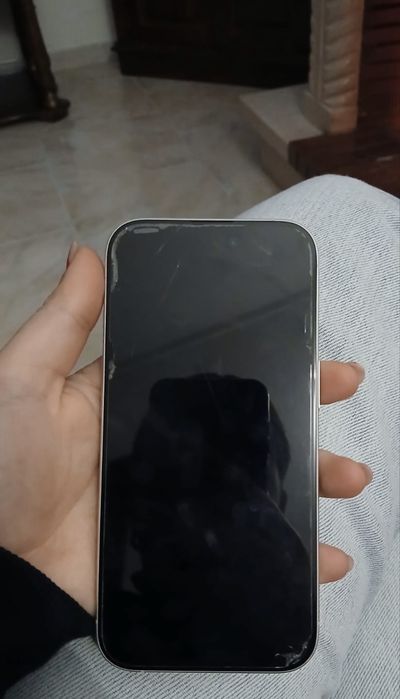Iphone 16   novo