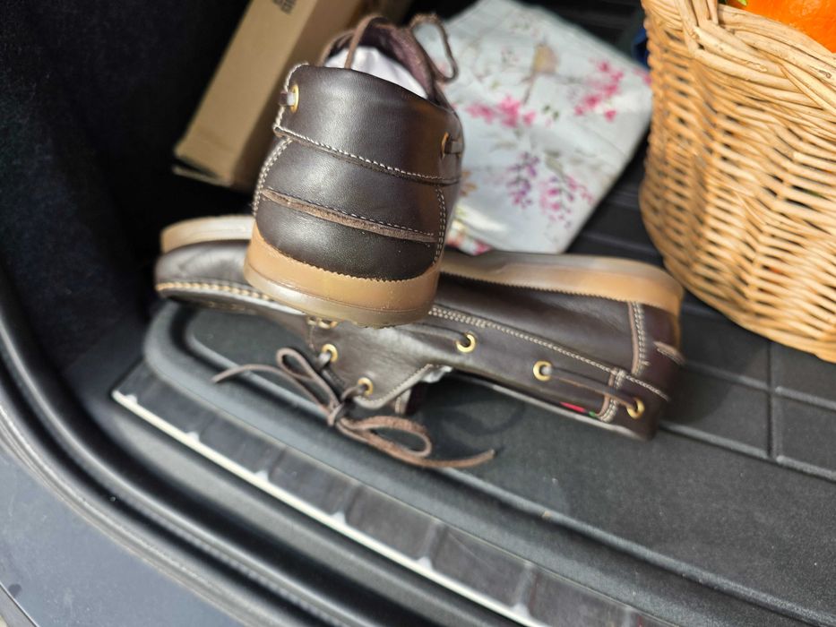 Moccasins de verão, em pele **NOVO**