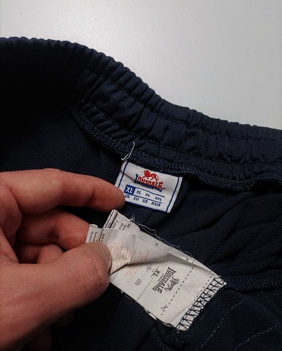 Оригінальні спортивні штани Lonsdale на лампасах,спортивки Лонсдейл